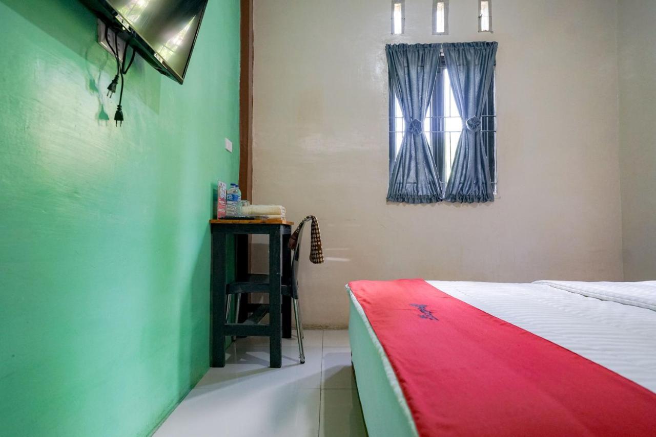 Reddoorz Syariah Near Bukit Teletubbies Padangsidempuan Hotel Buitenkant foto